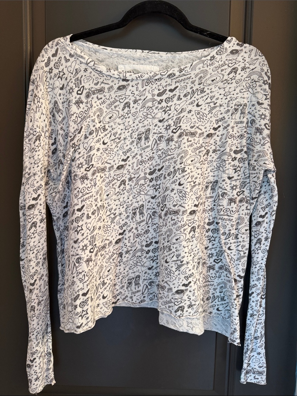 Frank & Eileen White Long-Sleeve Graphic Print Top Size S